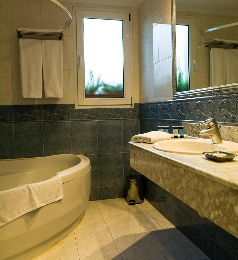 Hotel Suite Miono Castro Urdiales Zewnętrze zdjęcie